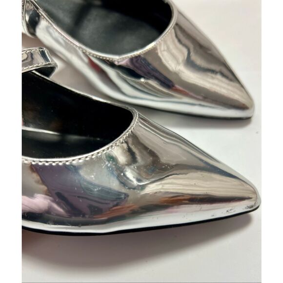 Steve Madden Women's Silver Anyaa  Slingback Double Strap Flats Metallic Size 6. - Picture 4 of 10